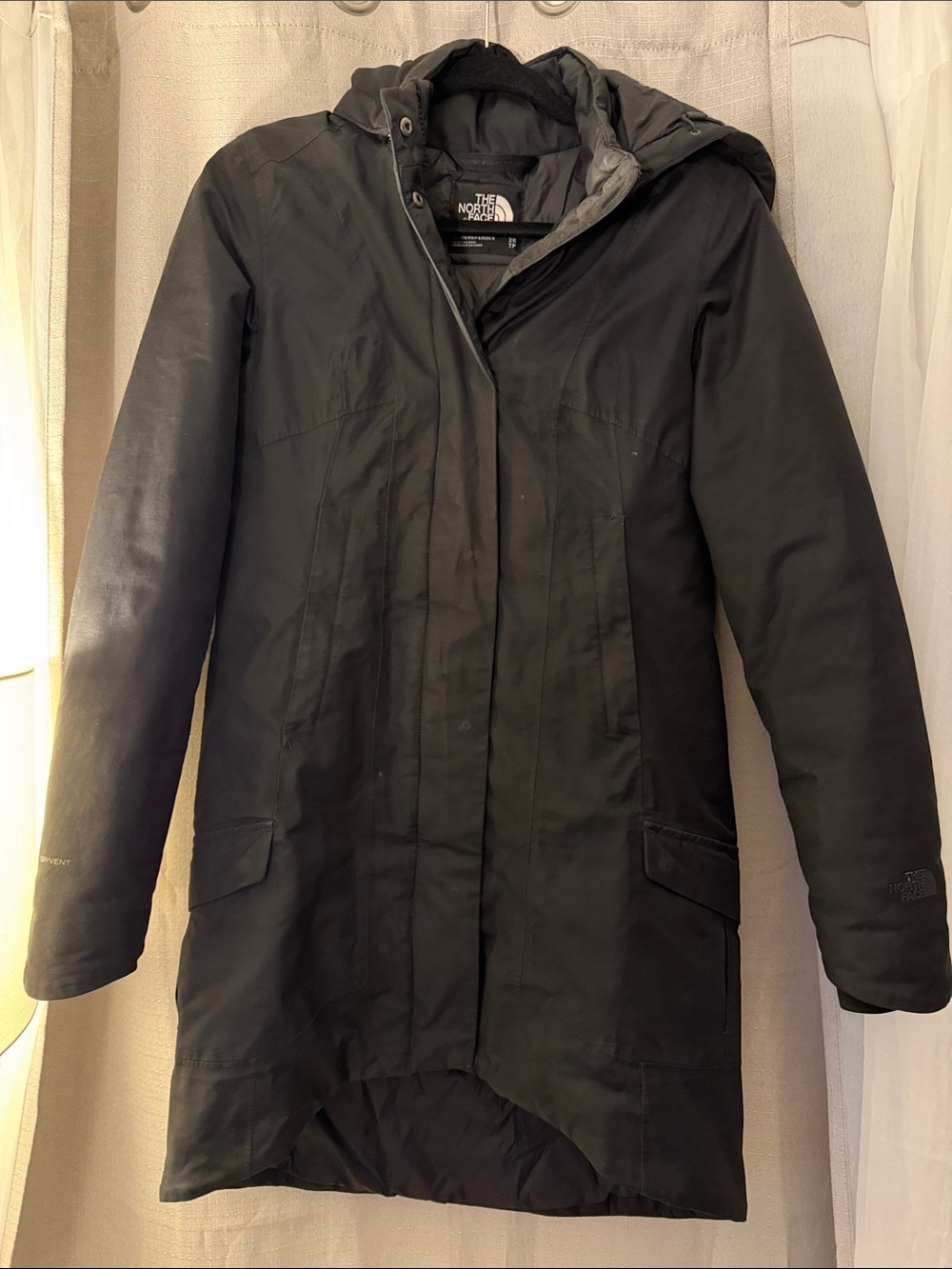The North Face Women's Black Hooded Puffer Coat